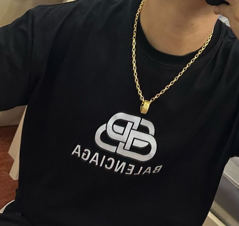 chr1st1an D10r necklaces